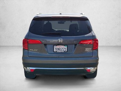 Used 2016 Honda Pilot Touring image 6
