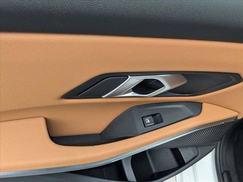 Used 2025 BMW 330i xDrive Sedan w/ Convenience Package image 20