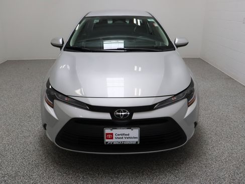 Certified 2026 Toyota Corolla LE FWD image 3