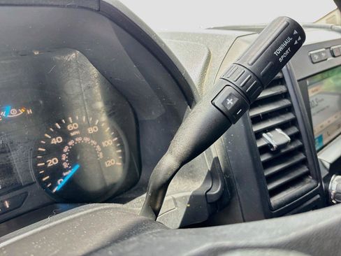 Used 2017 Ford F150 XL w/ Equipment Group 101A Mid AWD/4WD image 16