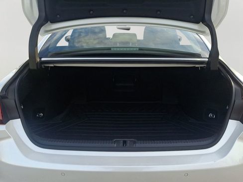 Used 2023 Lexus ES 350 w/ Premium Package image 6