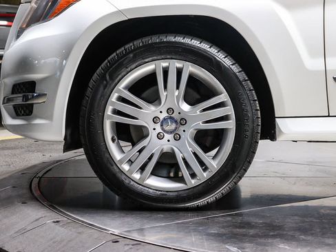 Used 2013 Mercedes-Benz GLK 250 BlueTEC 4MATIC image 9
