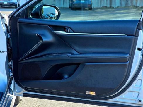 Used 2022 Toyota Camry XLE w/ Navigation Package image 26