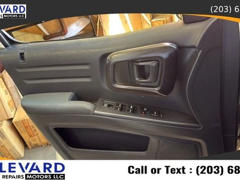 Used 2014 Honda Ridgeline Sport image 21