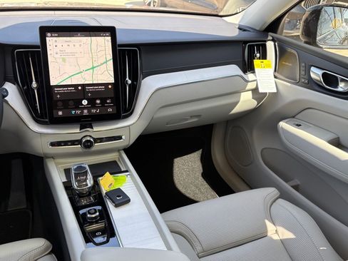 New 2026 Volvo XC60 T8 Ultra w/ Protection Package Premier image 13