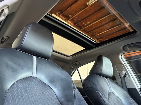 Used 2022 Toyota Camry XSE FWD image 20