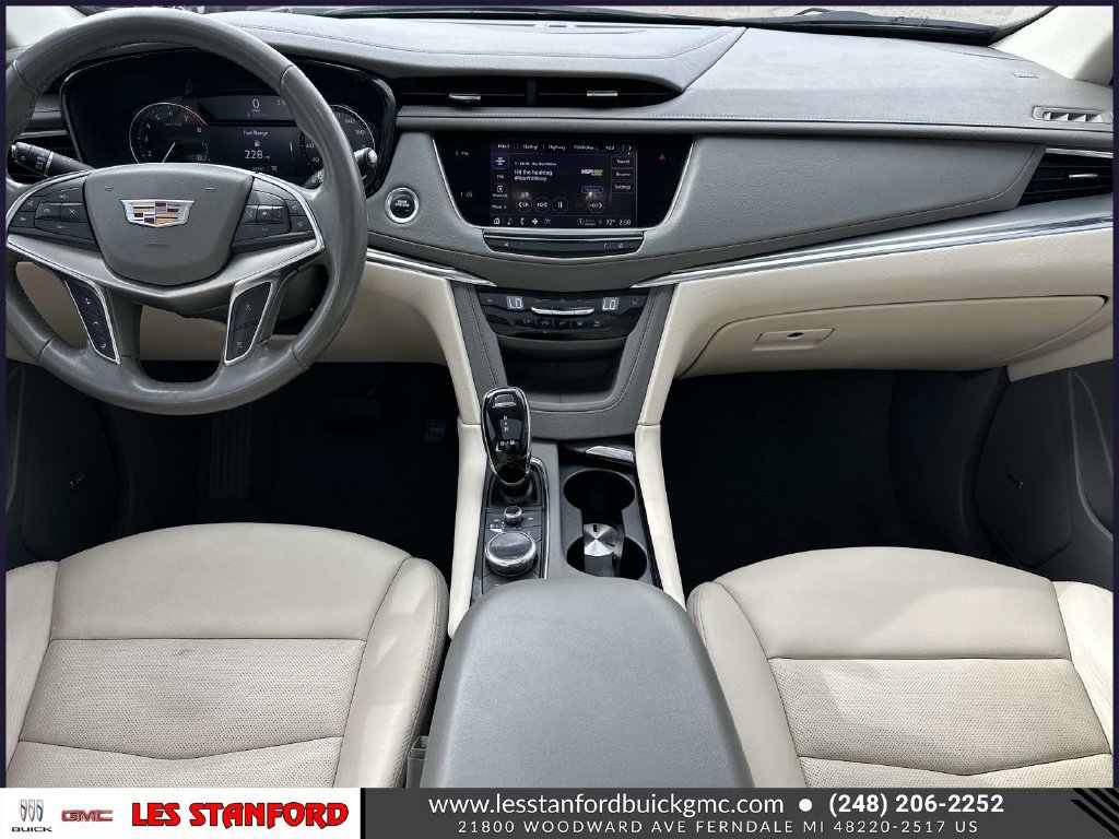 Used 2022 Cadillac XT5 Premium Luxury AWD/4WD image 15