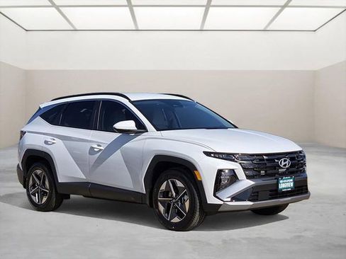 New 2026 Hyundai Kona SE image 1