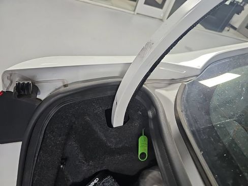 Used 2020 Ford Fusion SE FWD image 21