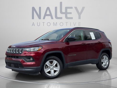 Used 2022 Jeep Compass Latitude AWD/4WD image 1