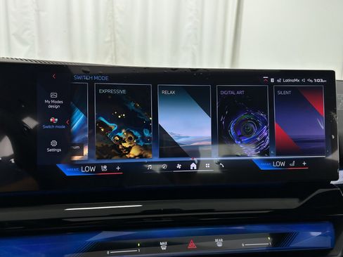 Used 2025 BMW i5 M60 w/ Premium Package image 15