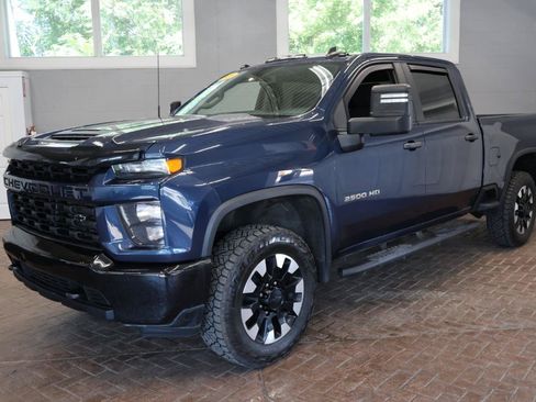 Used 2020 Chevrolet Silverado 2500 Custom w/ Custom Convenience Package AWD/4WD image 3