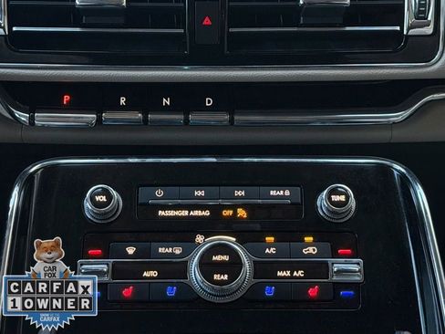 Used 2023 Lincoln Navigator Reserve image 16