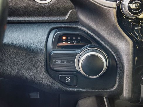 Used 2021 RAM 1500 Big Horn image 22