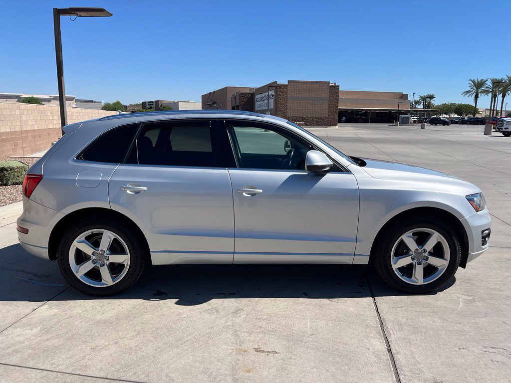 Used 2011 Audi Q5 2.0T Premium Plus AWD/4WD image 4
