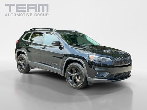 Used 2019 Jeep Cherokee Latitude Plus AWD/4WD image 1