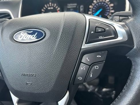 Used 2019 Ford Edge SEL FWD image 23