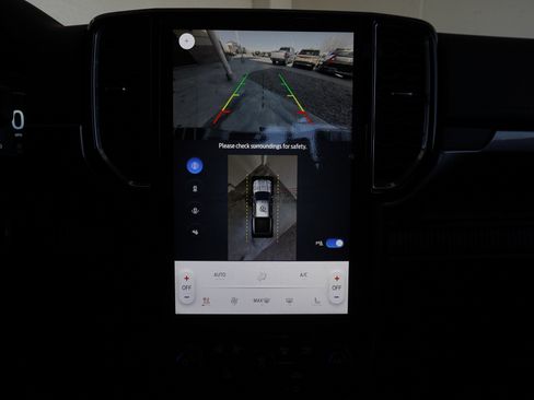 New 2025 Ford Ranger Lariat w/ Black Appearance Package image 33