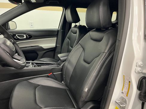 New 2026 Jeep Compass Limited AWD/4WD image 6