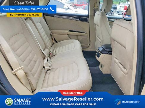 Used 2014 Ford Fusion SE FWD image 13