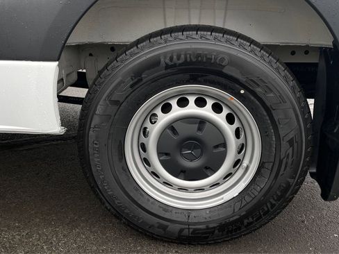 New 2025 Mercedes-Benz Sprinter 2500 image 14