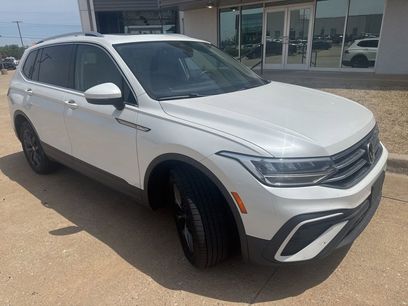 Used 2023 Volkswagen Tiguan SE
