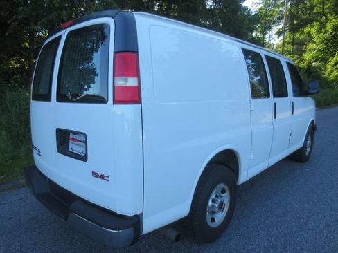 Used 2014 GMC Savana 2500 RWD image 4
