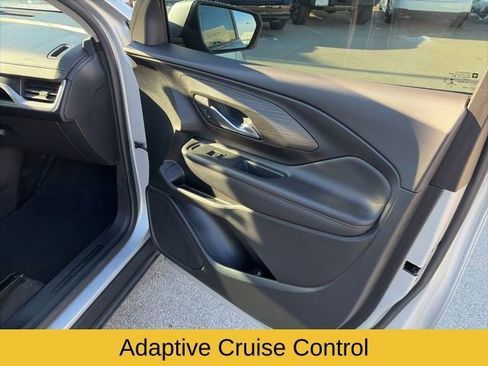 Used 2022 GMC Terrain SLE w/ Driver Convenience Package image 23