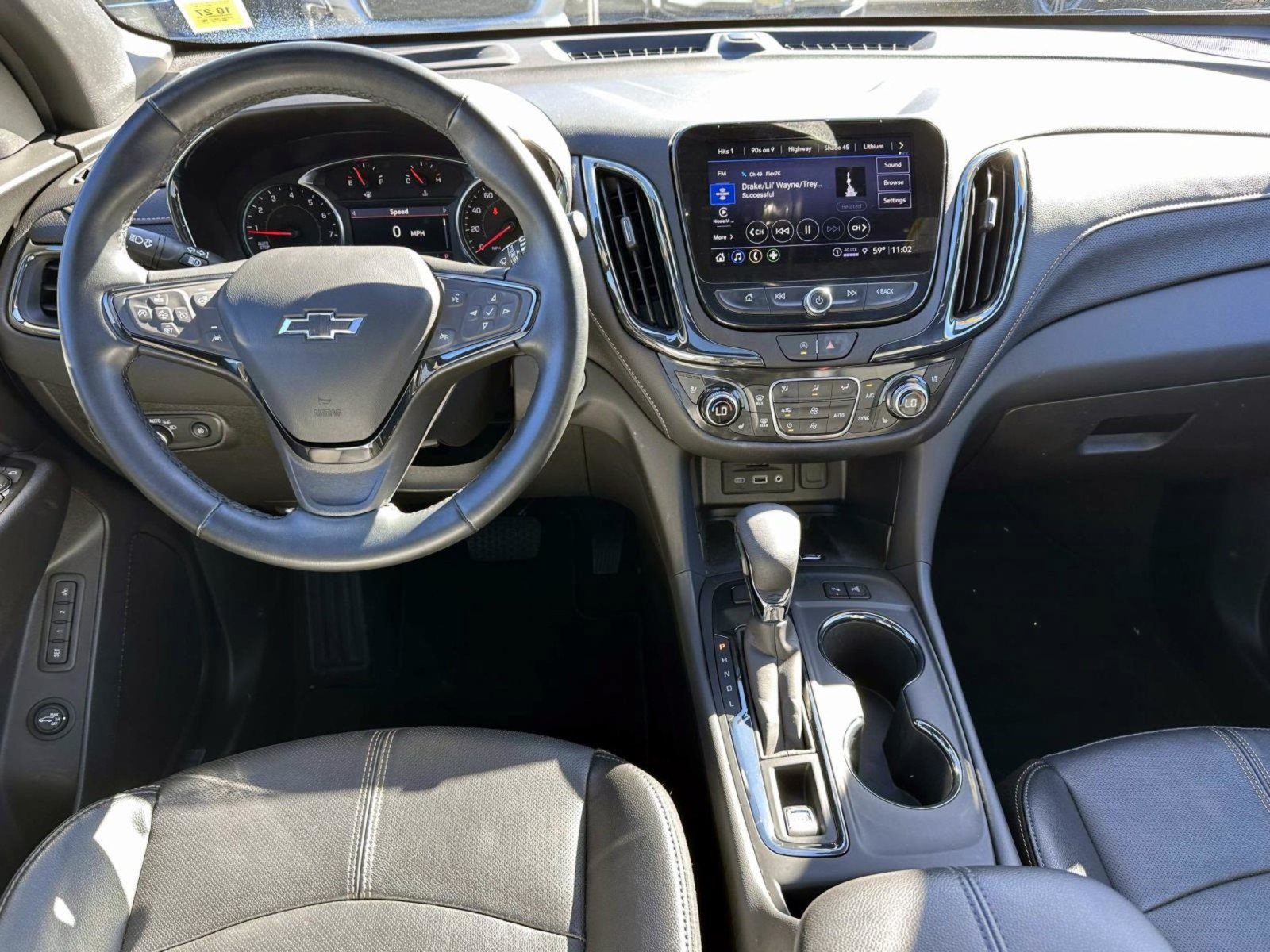 Used 2024 Chevrolet Equinox Premier AWD/4WD image 17