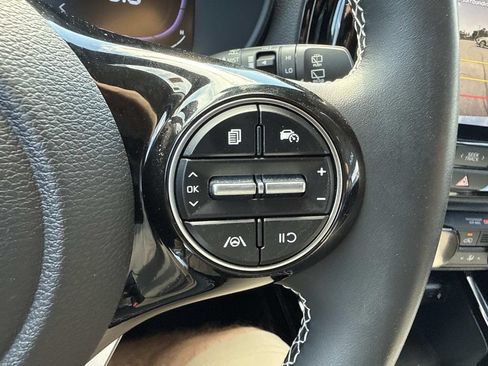 Used 2023 Kia Soul GT-Line FWD image 28
