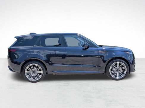New 2026 Land Rover Range Rover Sport Dynamic SE AWD/4WD image 7
