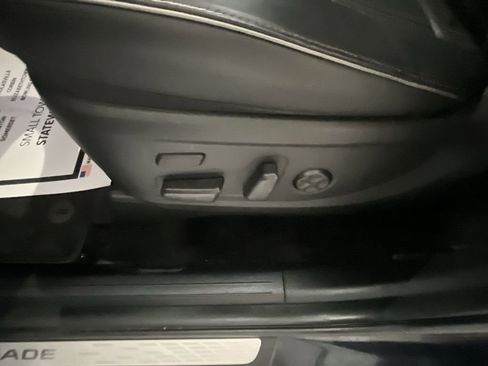 Used 2020 Hyundai Palisade Limited FWD image 16