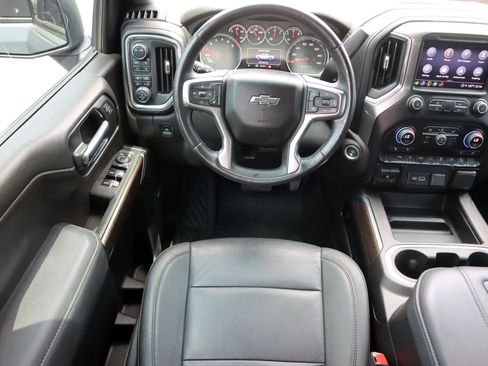 Used 2021 Chevrolet Silverado 1500 LT Trail Boss w/ Convenience Package II image 22