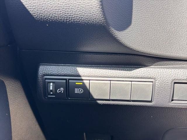 Certified 2026 Toyota Corolla SE w/ SE Package FWD image 24