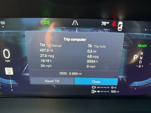 Used 2025 Volvo XC60 T8 Plus w/ Protection Package Premier image 13