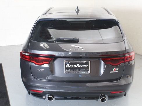 Used 2018 Jaguar XF S image 4