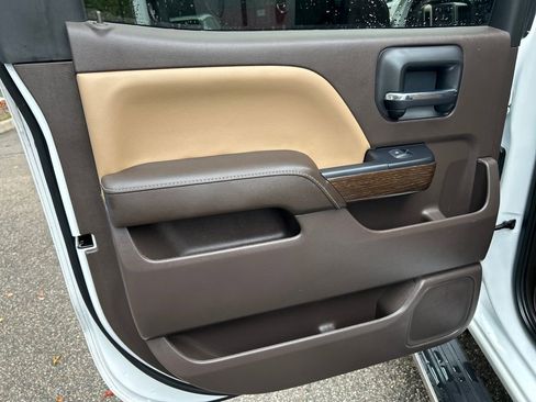 Used 2018 GMC Sierra 1500 Denali w/ Denali Ultimate Package image 26