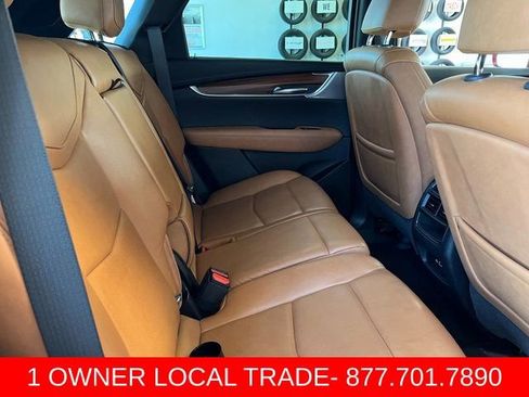 Used 2020 Cadillac XT5 Premium Luxury image 17