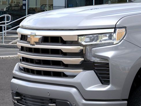 New 2026 Chevrolet Silverado 1500 High Country AWD/4WD image 13