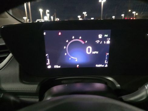 Used 2024 Buick Encore GX Avenir w/ Avenir Technology Package image 16