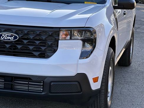 Used 2025 Ford Maverick XL w/ Equipment Group 102A image 41