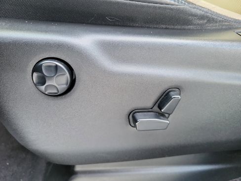 Used 2016 Jeep Grand Cherokee Limited 75th Anniversary image 18