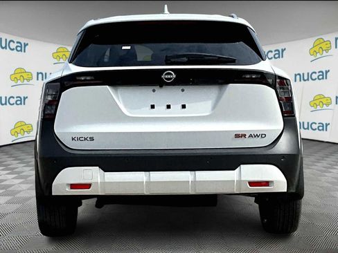 New 2025 Nissan Kicks SR AWD/4WD image 6
