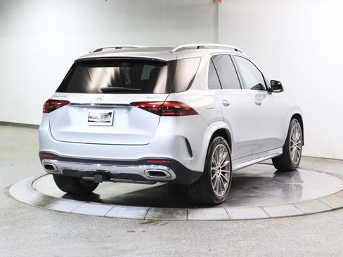 Used 2024 Mercedes-Benz GLE 450 4MATIC w/ AMG Line Exterior image 15
