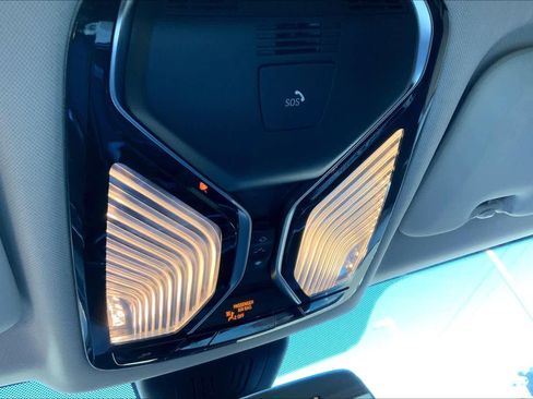 Used 2020 BMW X7 xDrive40i w/ Cold Weather Package image 30