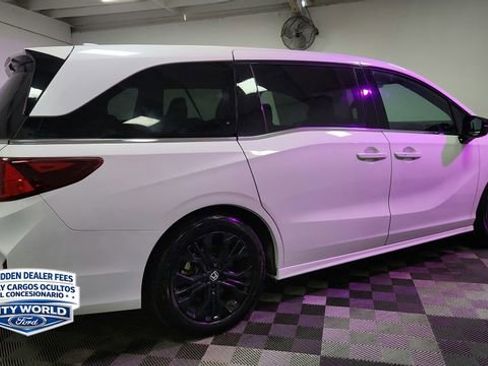 Used 2025 Honda Odyssey Sport-L image 7