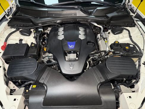 Used 2017 Maserati Ghibli S image 49