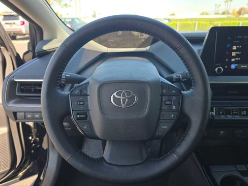 Used 2025 Toyota Prius XLE FWD image 23