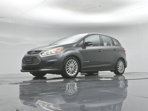 Used 2016 Ford C-MAX SE w/ Equipment Group 201A FWD image 40