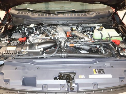 New 2025 Ford F350 Lariat w/ Lariat Ultimate Package image 36